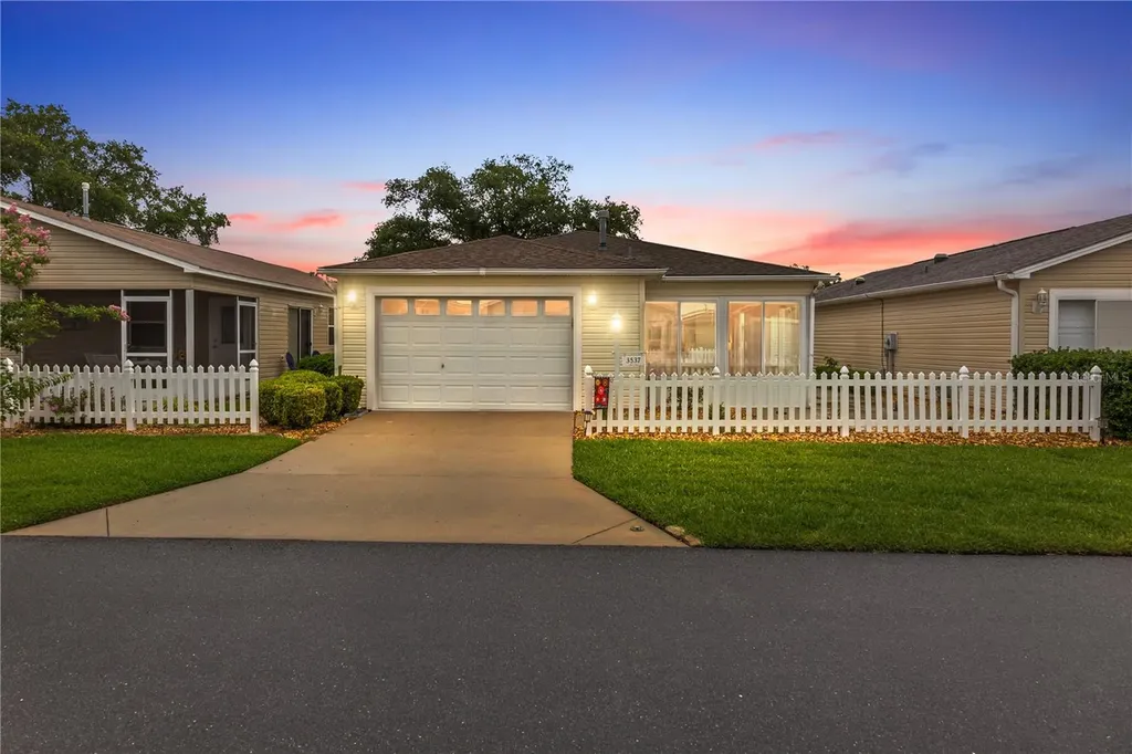 3537 Amelia Avenue The Villages FL 32162