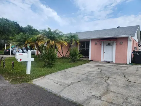 6803 Middlewood Court Tampa FL 33634