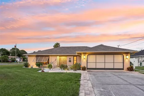 2324 Hillandale Avenue Spring Hill FL 34608