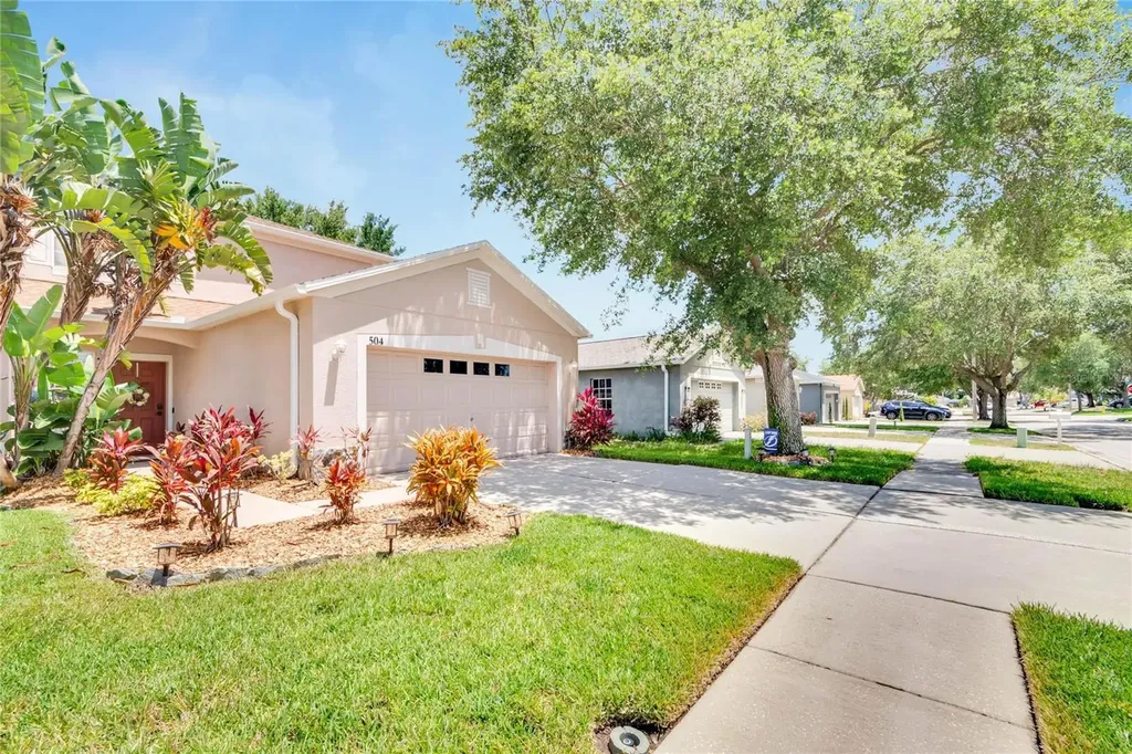 504 Maple Pointe Drive Seffner FL 33584