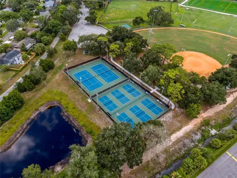 2702 Merrie Oaks Road Winter Park FL 32792