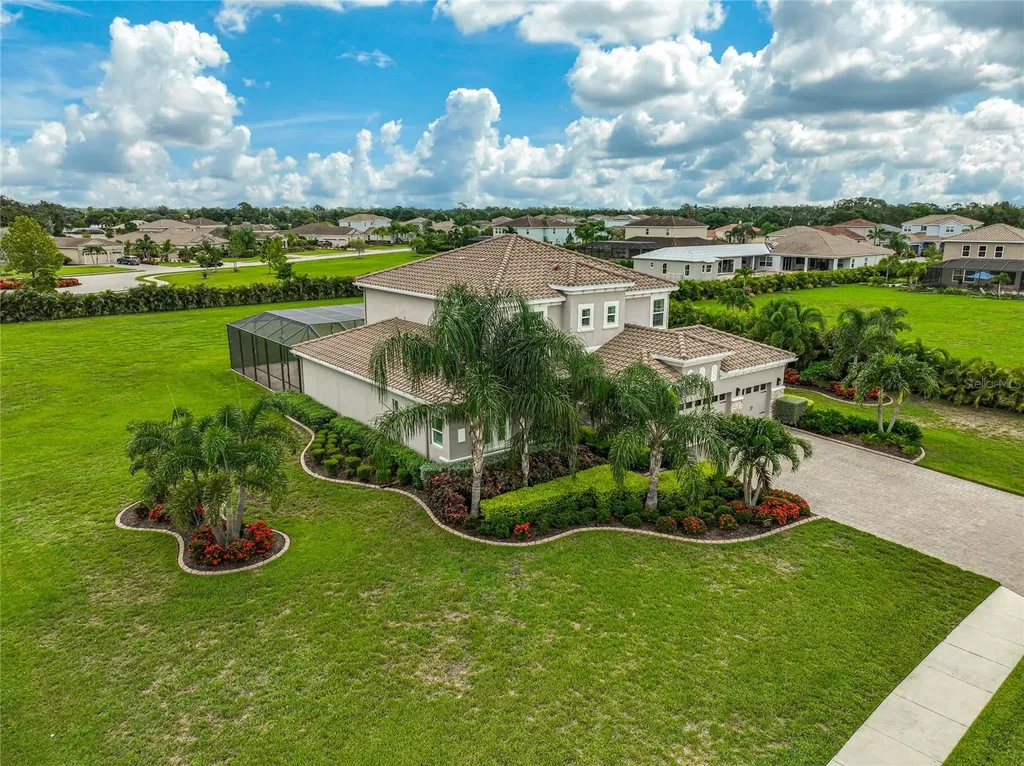 4760 Vasca Drive Sarasota FL 34240
