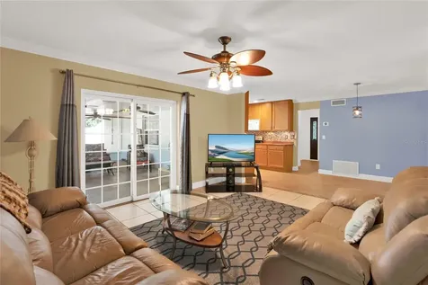 5097 Lido Street Orlando FL 32807