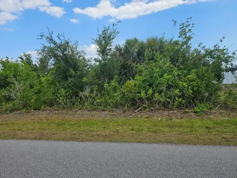 15595 Stuart Circle Port Charlotte FL 33981