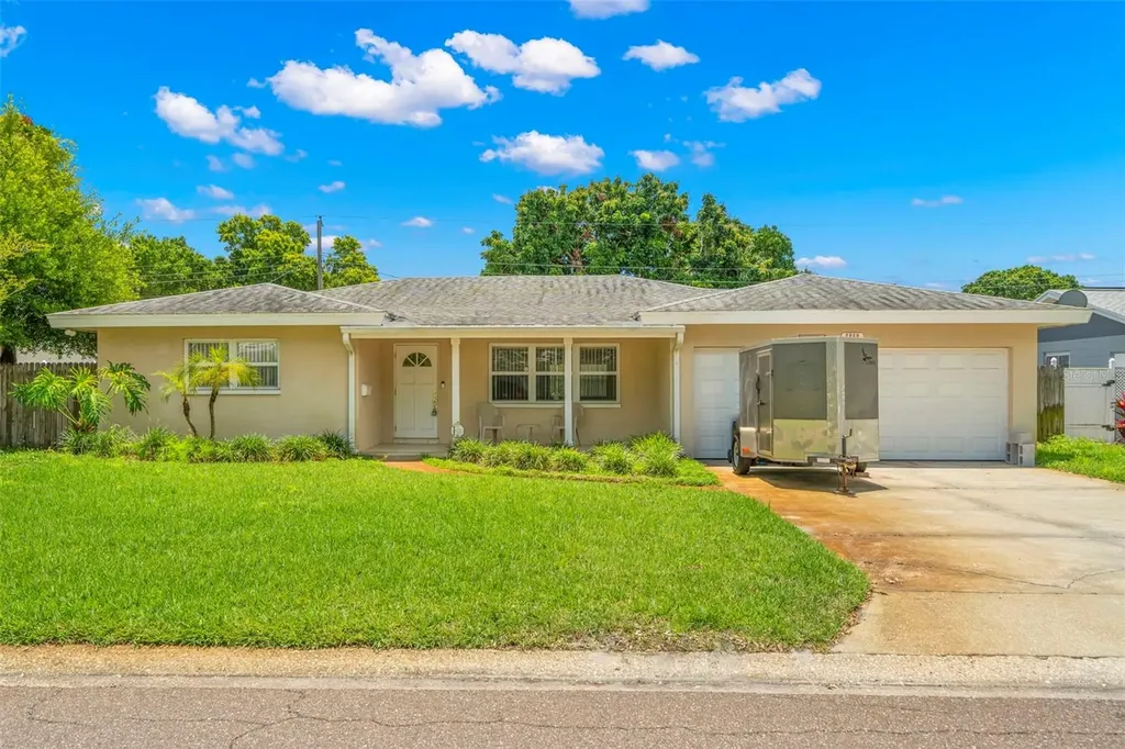 6860 12th Avenue N St Petersburg FL 33710
