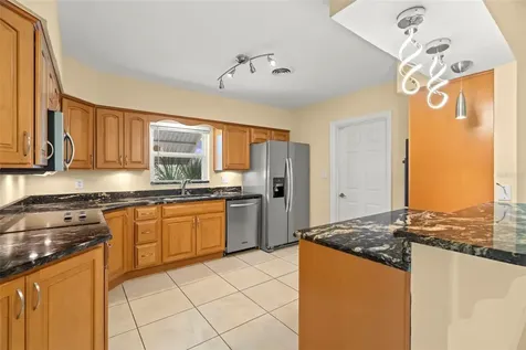 6860 12th Avenue N St Petersburg FL 33710