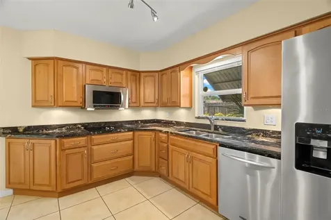6860 12th Avenue N St Petersburg FL 33710