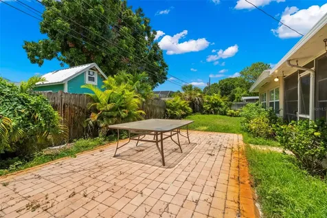 6860 12th Avenue N St Petersburg FL 33710