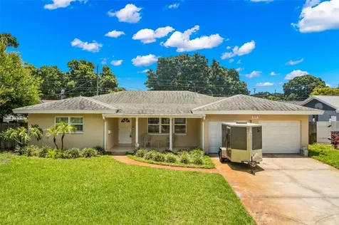 6860 12th Avenue N St Petersburg FL 33710