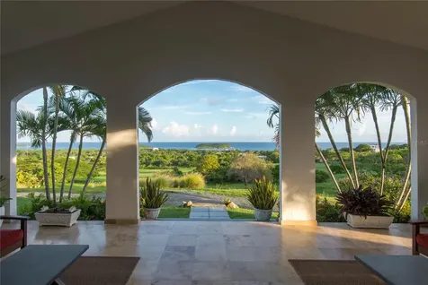 1 El Cerro Vieques PR 00765