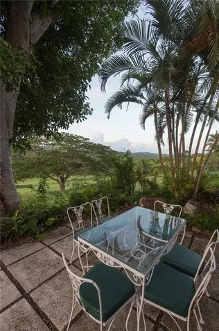 1 El Cerro Vieques PR 00765