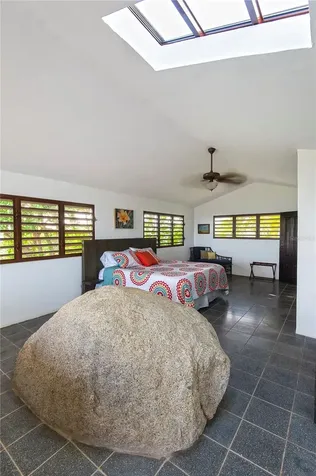 1 El Cerro Vieques PR 00765