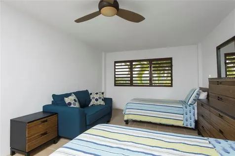 1 El Cerro Vieques PR 00765
