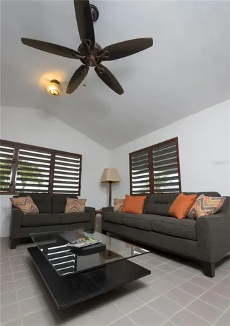 1 El Cerro Vieques PR 00765