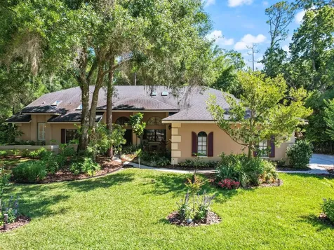 100 Woodglen Court Oldsmar FL 34677