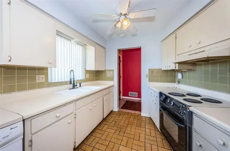 6975 301st Avenue N Clearwater FL 33761