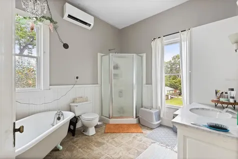 18409 High Springs Main Street High Springs FL 32643
