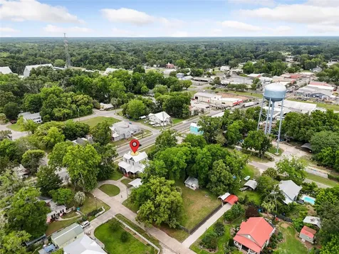 18409 High Springs Main Street High Springs FL 32643
