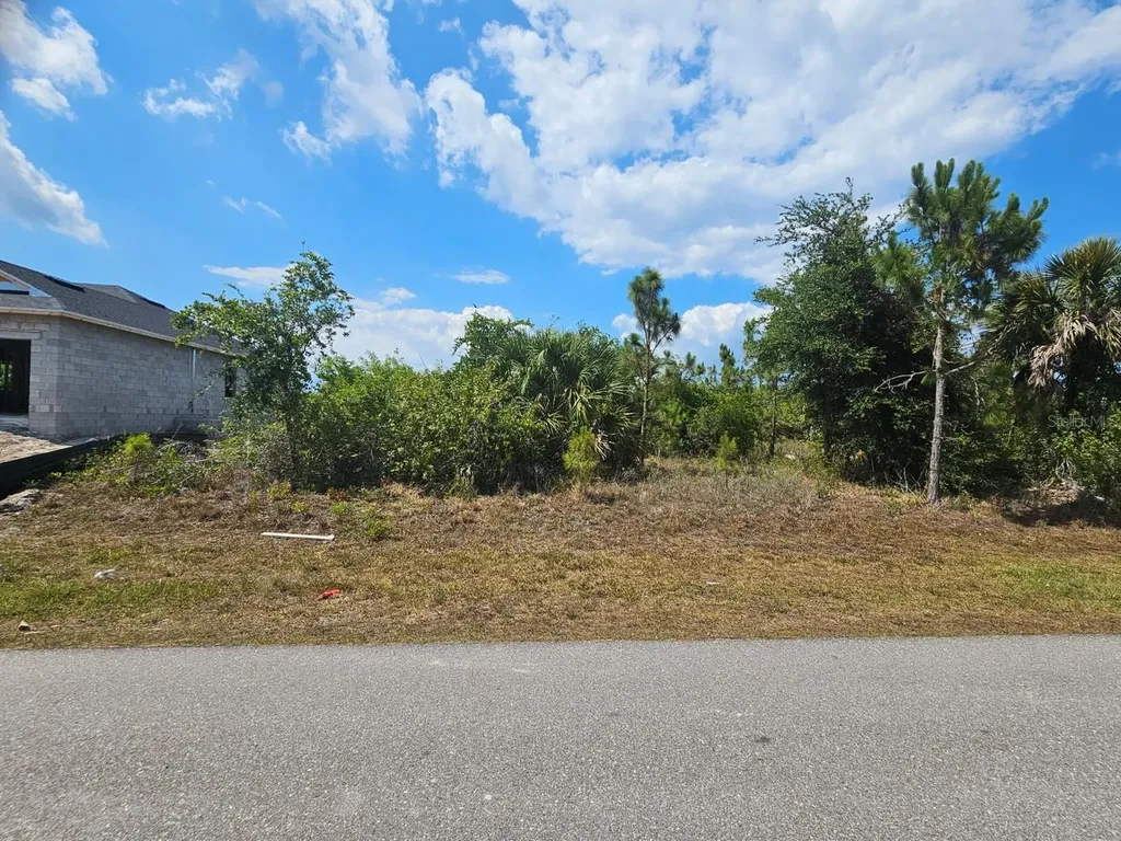 15723 Stuart Circle Port Charlotte FL 33981