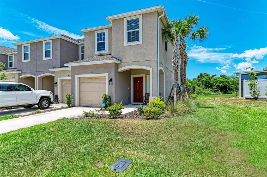 8597 Lunar Skye Street Sarasota FL 34241