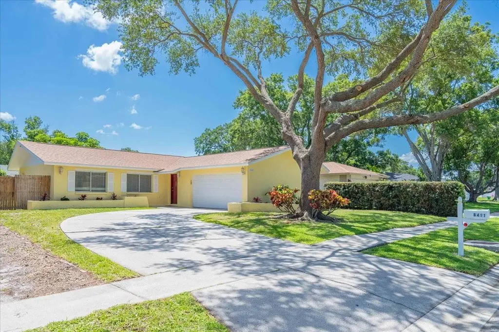 6411 Woodland Boulevard N Pinellas Park FL 33781