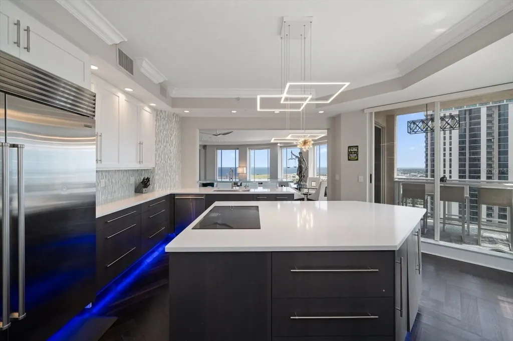 100 Beach Drive NE St Petersburg FL 33701