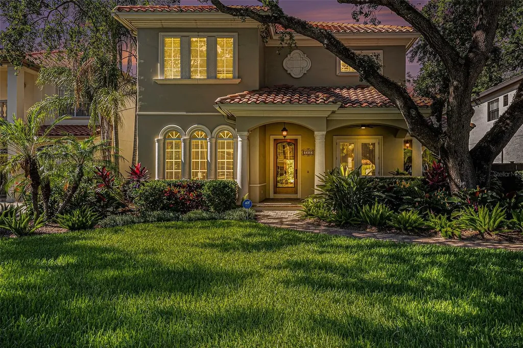 3203 W Bay Vista Avenue Tampa FL 33611