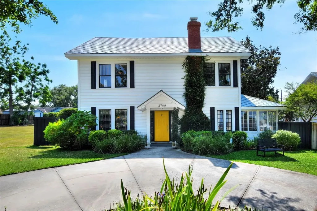 2709 Fairmount Avenue Lakeland FL 33803