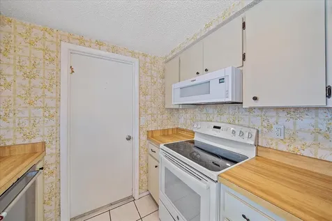 3304 Island Date Circle Sarasota FL 34232