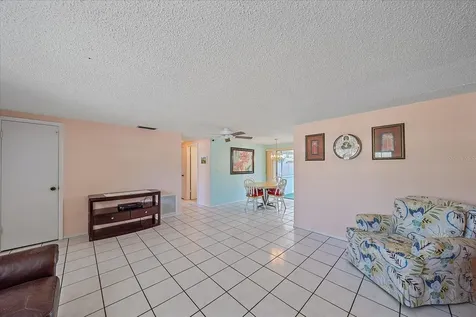 3304 Island Date Circle Sarasota FL 34232