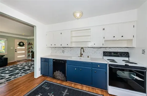 801 47th Avenue N St Petersburg FL 33703