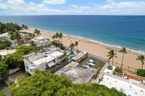 2021 Calle Italia San Juan PR 00911
