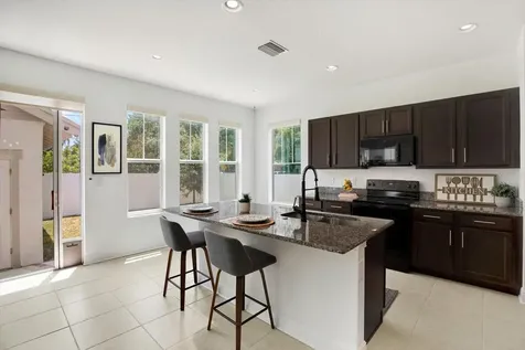 3201 18th Street N St Petersburg FL 33713