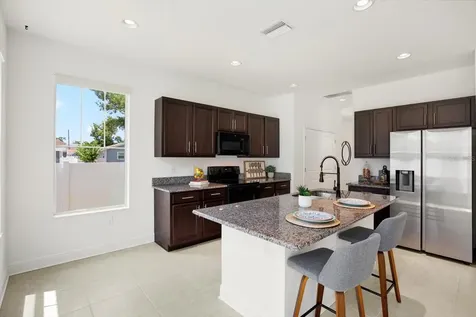 3201 18th Street N St Petersburg FL 33713