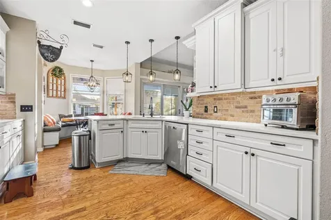 510 Cedar Woods Drive Oldsmar FL 34677