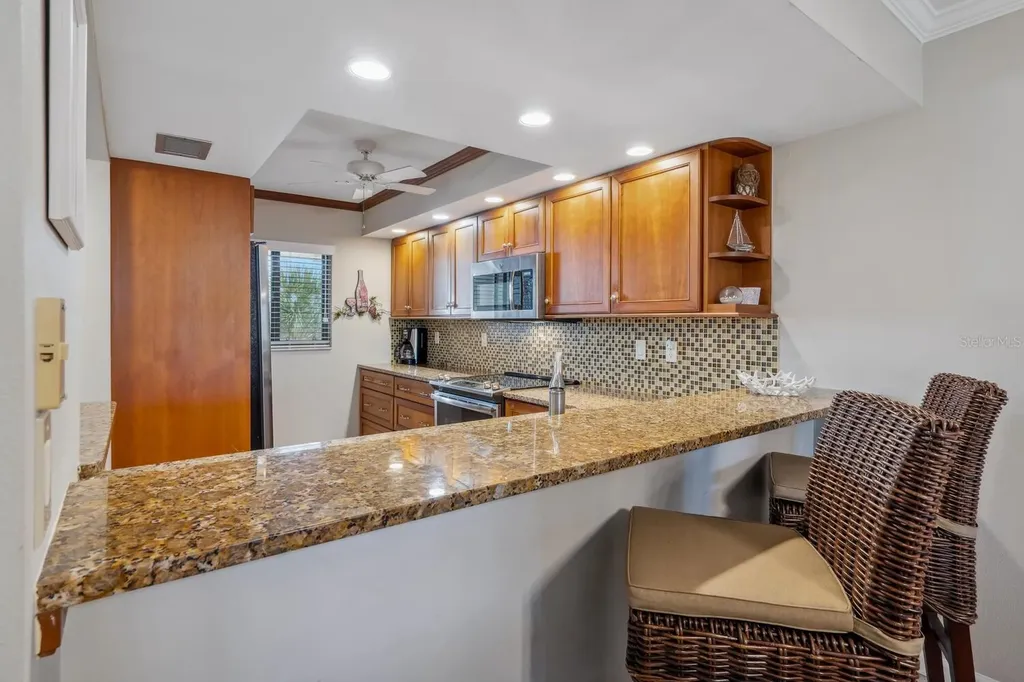 6236 Midnight Pass Road Sarasota FL 34242