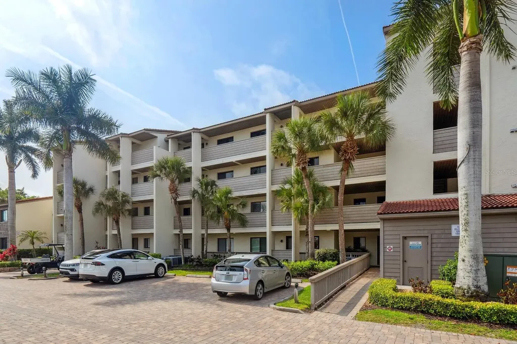 6236 Midnight Pass Road Sarasota FL 34242