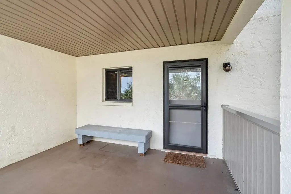 6236 Midnight Pass Road Sarasota FL 34242