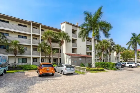 6236 Midnight Pass Road Sarasota FL 34242