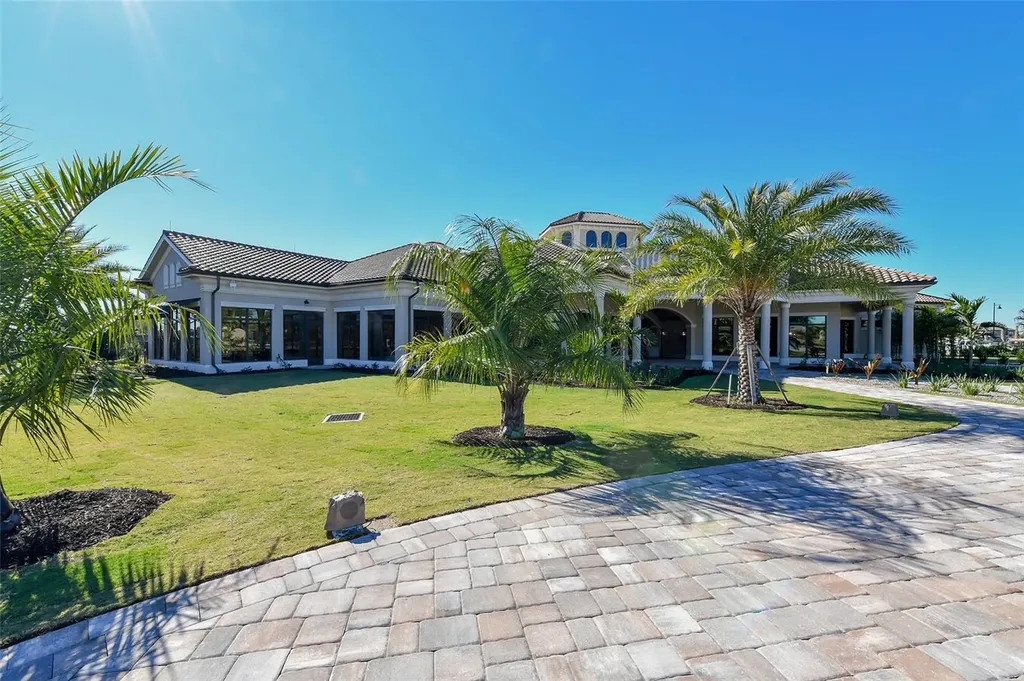 18028 Gawthrop Drive Bradenton FL 34211