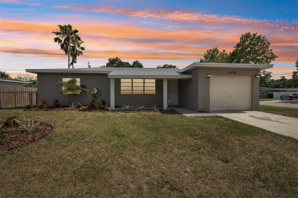 5496 25th Avenue N St Petersburg FL 33710