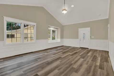 214 N 12th Street Leesburg FL 34748