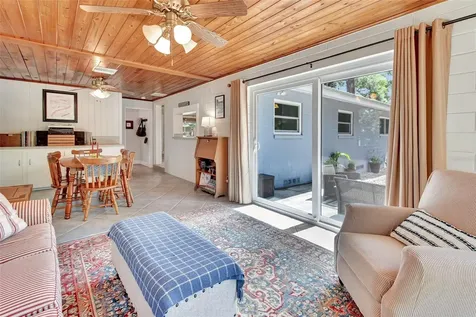 806 E Wisconsin Avenue Deland FL 32724