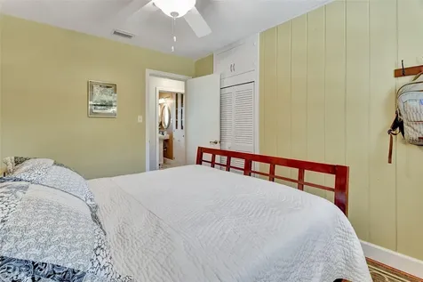 806 E Wisconsin Avenue Deland FL 32724