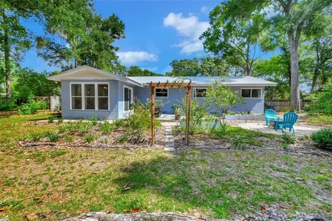 806 E Wisconsin Avenue Deland FL 32724