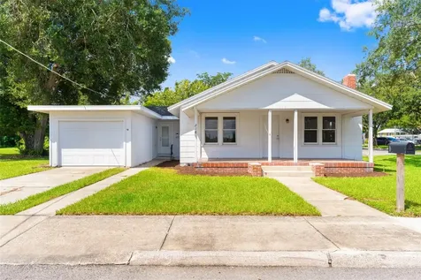 218 Palmetto Street Auburndale FL 33823