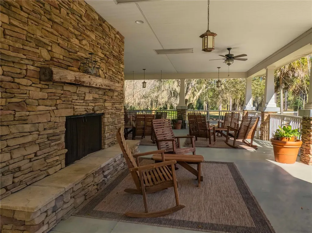 SW 21st Place Newberry FL 32669