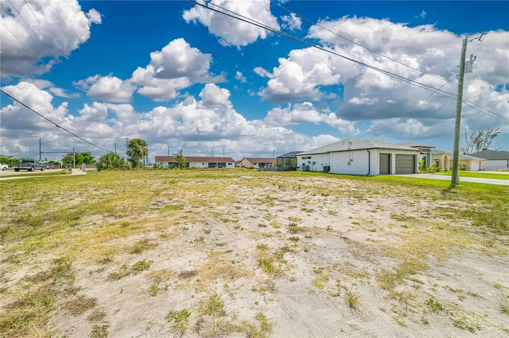 802 SW 31st Terrace Cape Coral FL 33914