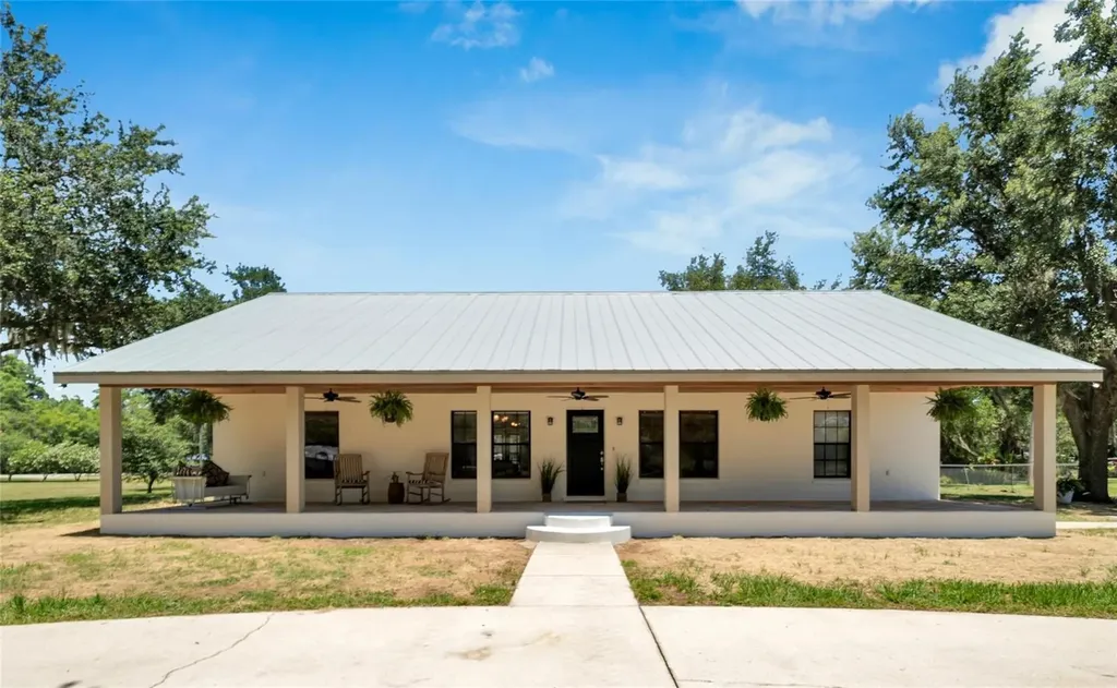 110 John Carroll Road E Lakeland FL 33801