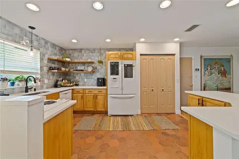 4855 Tellson Place Orlando FL 32812